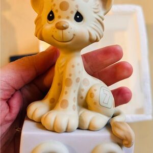 Enesco Precious Moments 7